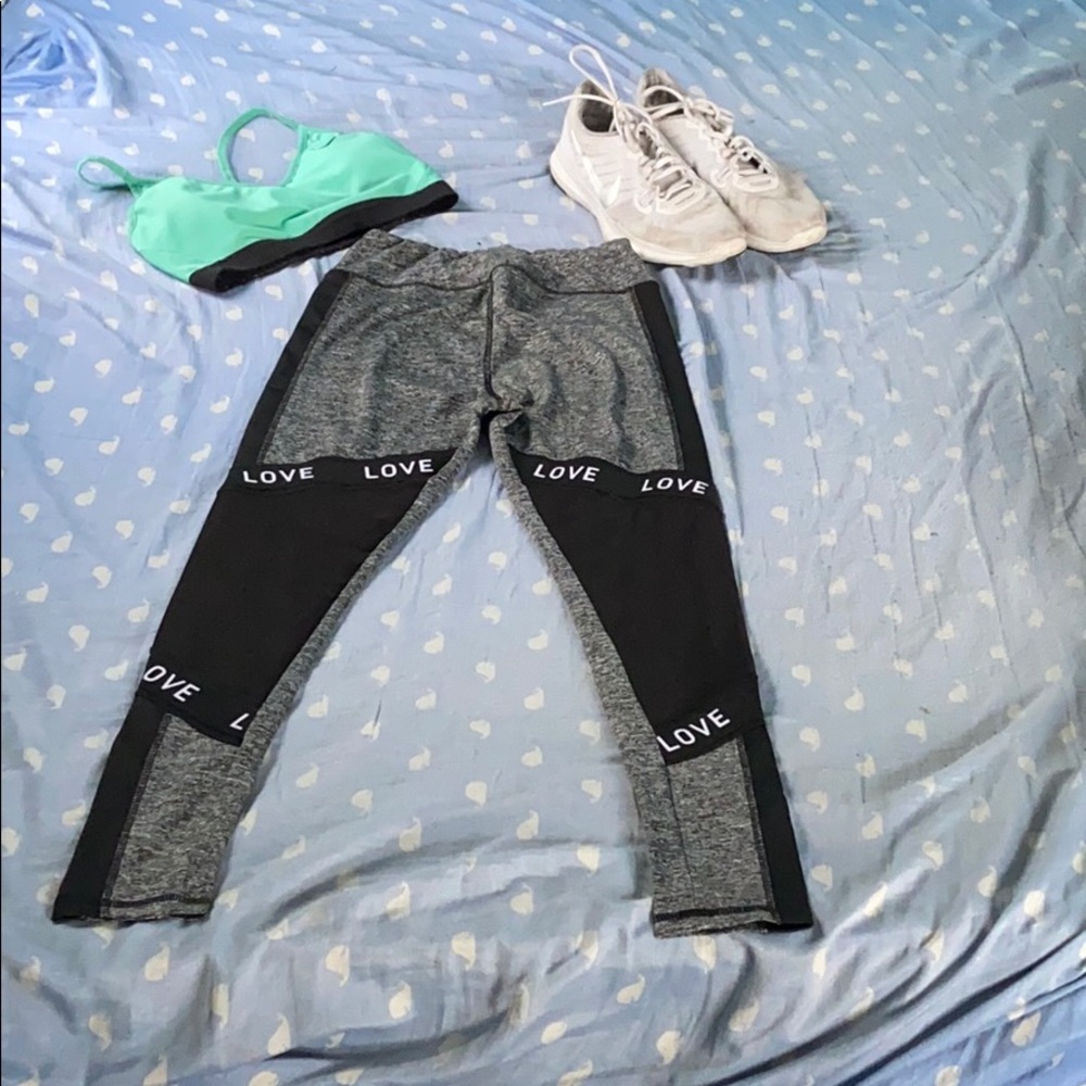Love leggings size S